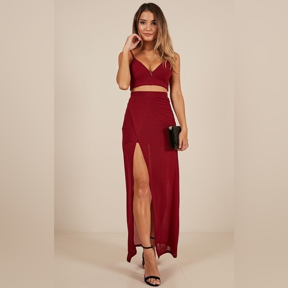 Fame and Partners Dresses & Skirts - Fame and Partners Dress Set - burgundy